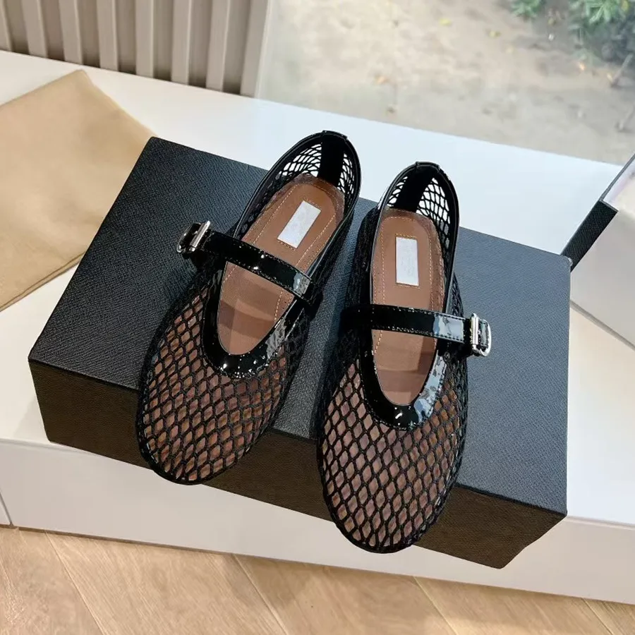 Sepatu Wanita Model Mary Jane  - Fishing Net ulasan dan harga